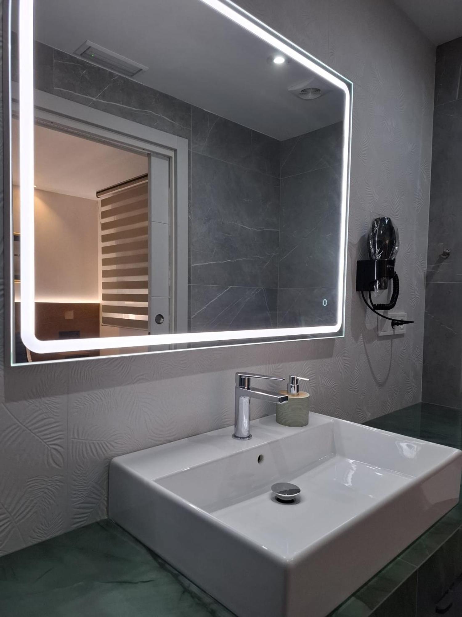 Hotel Exotique Santander Exteriér fotografie